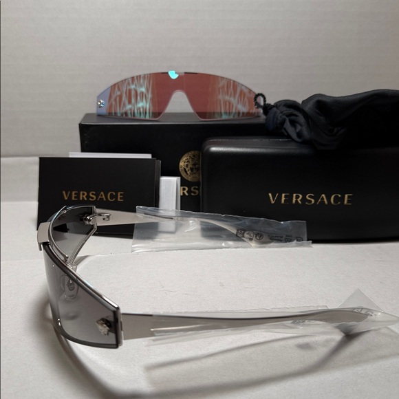 VERSACE Metal VE2265 Sunglasses main image 7